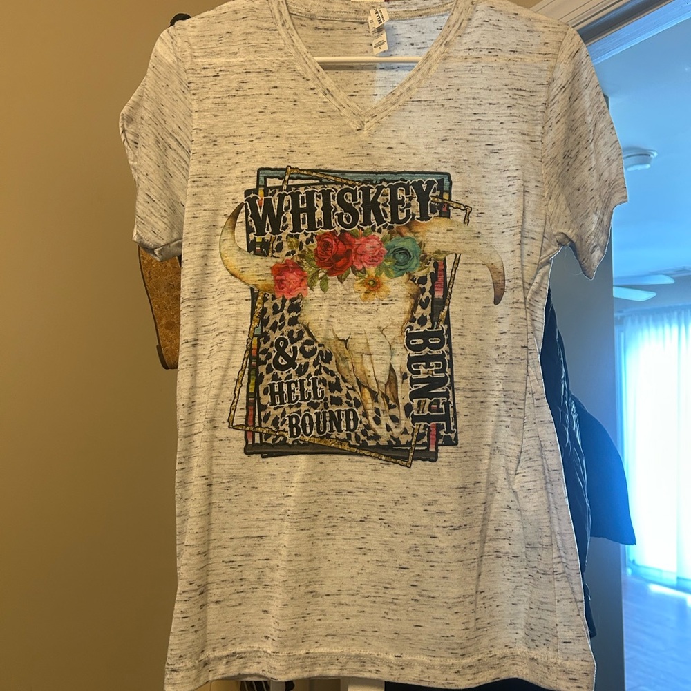 Graphic V-Neck T-Shirt with Skull and Floral Design